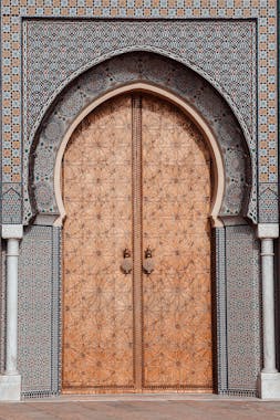 pexels-youssef-sikht-2046165550-29903734 (1)